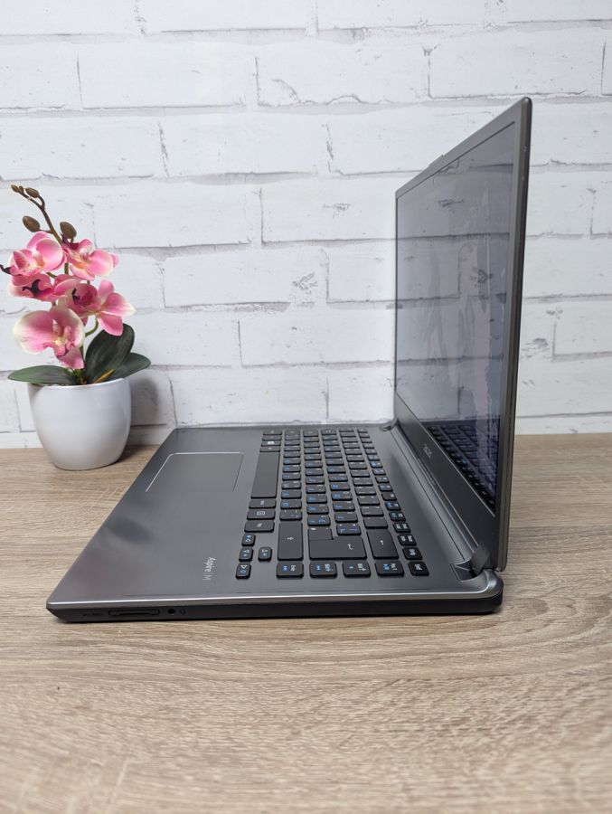 Ноутбук Б/В Acer Aspire M5, Intel Core i3-2377M, DDR3 4 GB, SSD 128GB + SSD 20GB, 15.6" HD