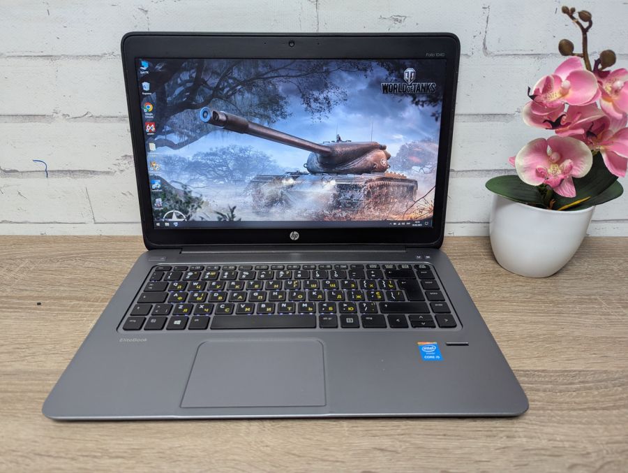 Ноутбук Б/В HP EliteBook Folio 1040 G2, Intel Core i5-5200U, DDR3 4 GB, SSD 128GB, 13.3" (1600x900x60Hz)