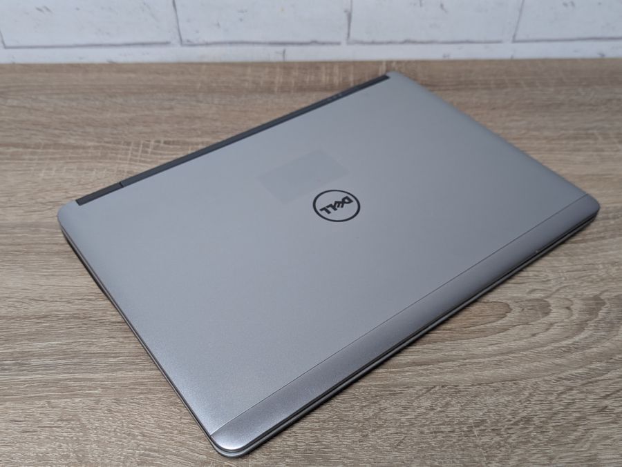 Уцінка! Ноутбук Б/В Dell Latitude E7440, Intel Core i7-4600U, DDR3 8 GB, SSD 128GB, 14" HD
