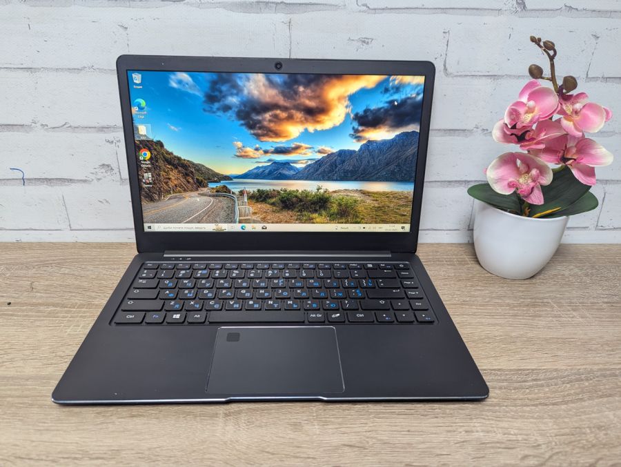 Ноутбук Б/В Trekstor PrimeBook P14, Intel Celeron N3350, DDR3 4 GB, SSD 30GB + SSD 60GB, 14" Full HD