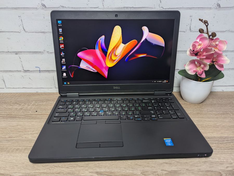 Ноутбук Б/В Dell Latitude E5550, Intel Core i7-5600U, DDR3 16 GB, SSD 360GB, NVIDIA GeForse 840M 2Gb, 15.6" Full HD