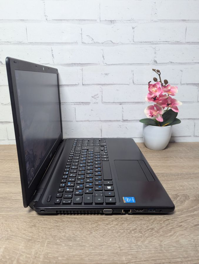 Ноутбук Б/В Acer TravelMate P255, Intel Core i5-4200U, DDR3 8 GB, SSD 128GB, 15.6" HD
