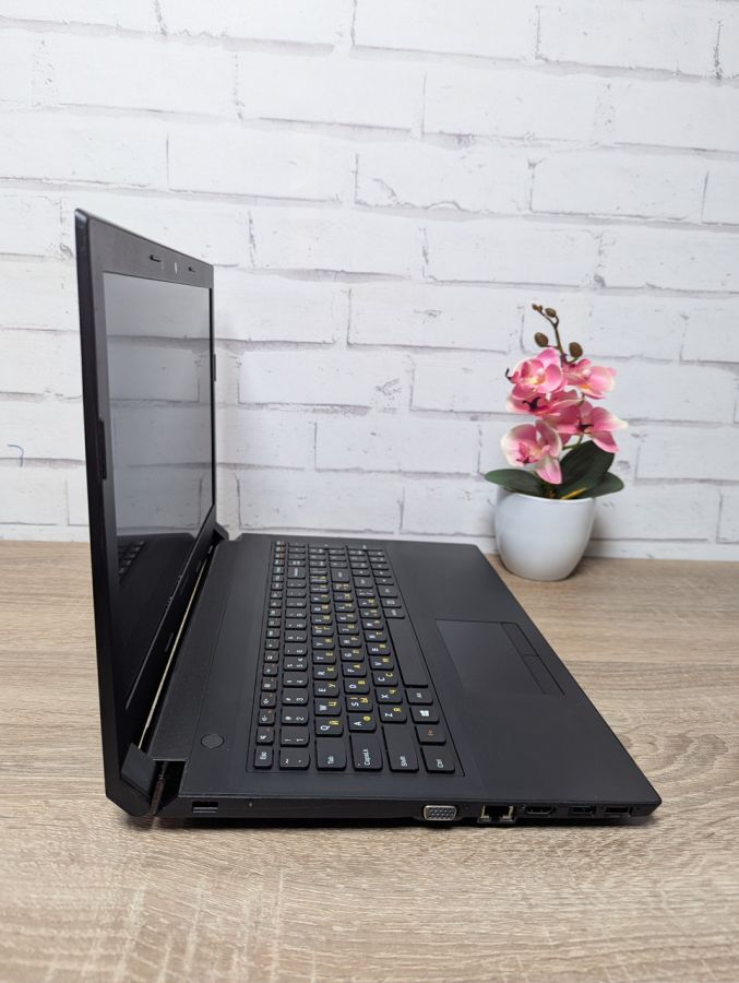 Ноутбук Б/В Lenovo B50-30, Intel Celeron N2840, DDR3 8 GB, SSD 256GB, 15.6" HD