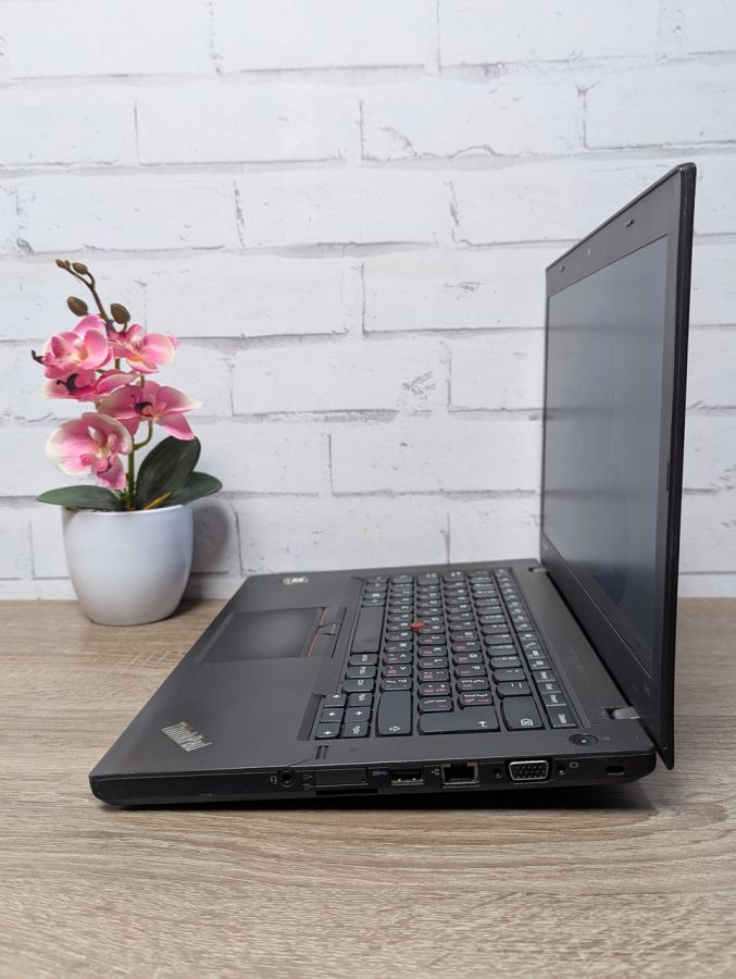 Уцінка! Ноутбук Б/В Lenovo ThinkPad T450, Intel Core i5-5300U, DDR3 12 GB, SSD 128GB, 14" HD