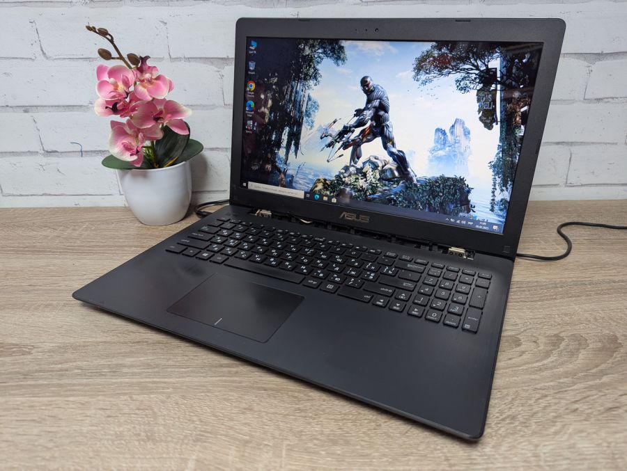 Уцінка! Ноутбук Б/В ASUS R515M, Intel Celeron N2840, DDR3 8 GB, SSD 128GB, 15.6" HD