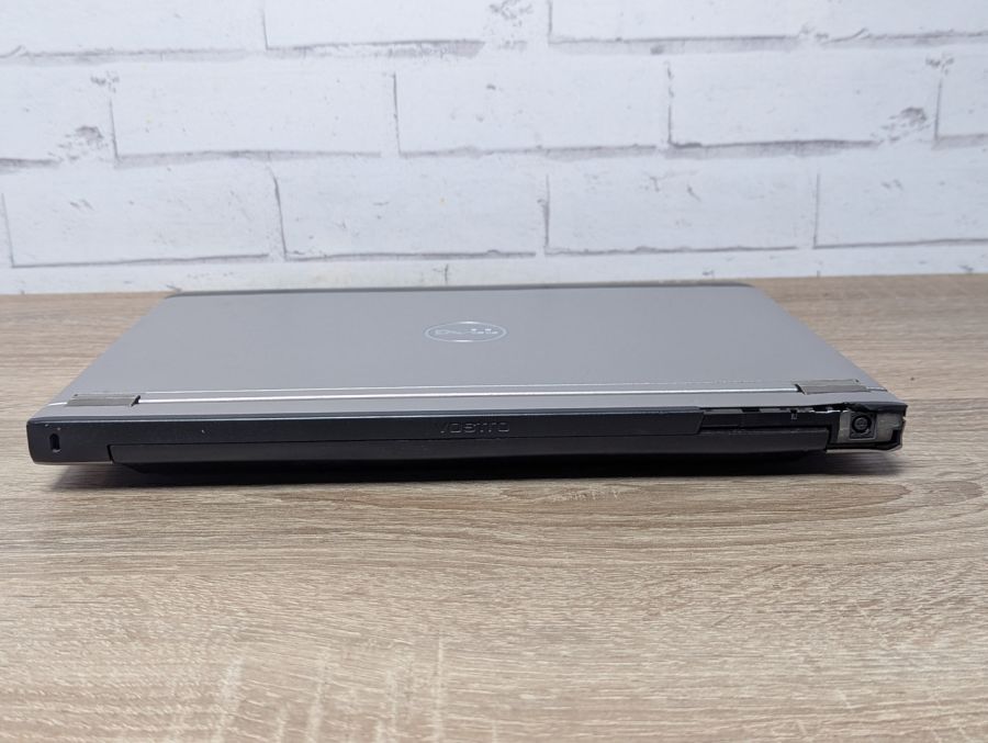 Уцінка! Ноутбук Б/В Dell Vostro V131, Intel Core i5-2430M, DDR3 8 GB, SSD 128GB, 13.3" HD