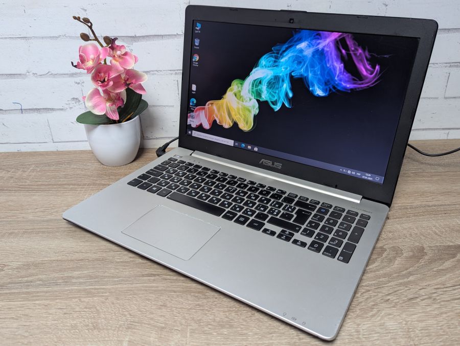 Уцінка! Ноутбук Б/В ASUS A551L, Intel Core i5-4200U, DDR3 12 GB, SSD 128GB, NVIDIA GeForce 840M 2Gb, 15.6"