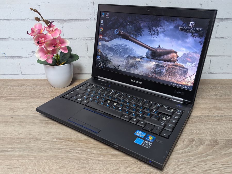 Уцінка! Ноутбук Б/В Samsung 400B, Intel Core i3-2310M, DDR3 8 GB, SSD 128GB, 14" HD