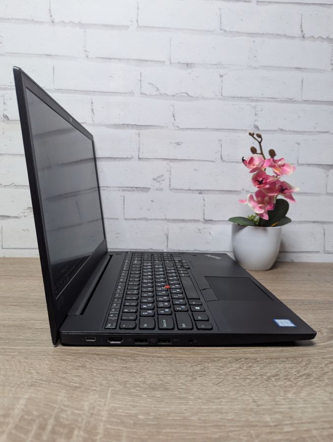 Ноутбук Б/В Lenovo ThinkPad E580, Intel Core i5-8250U, DDR4 16 GB, SSD 256GB + HDD 1TB, 15.6" Full HD