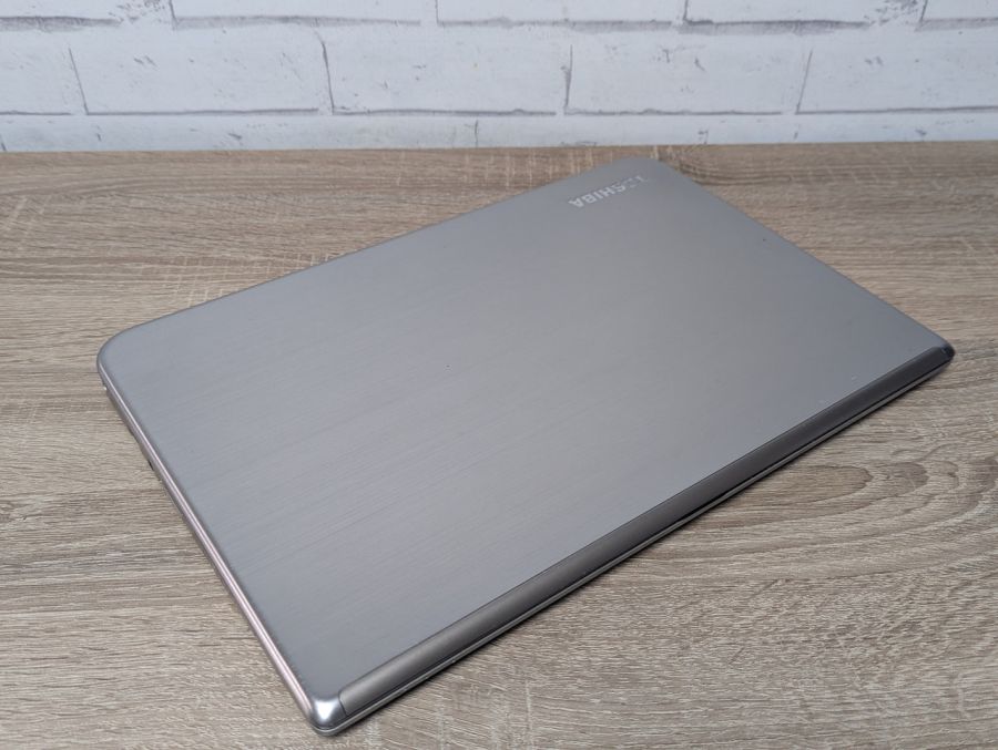 Ноутбук Б/В Toshiba M50D, AMD A4-5000, DDR3 8 GB, SSD 128GB, AMD Radeon HD 8330, 15.6" HD