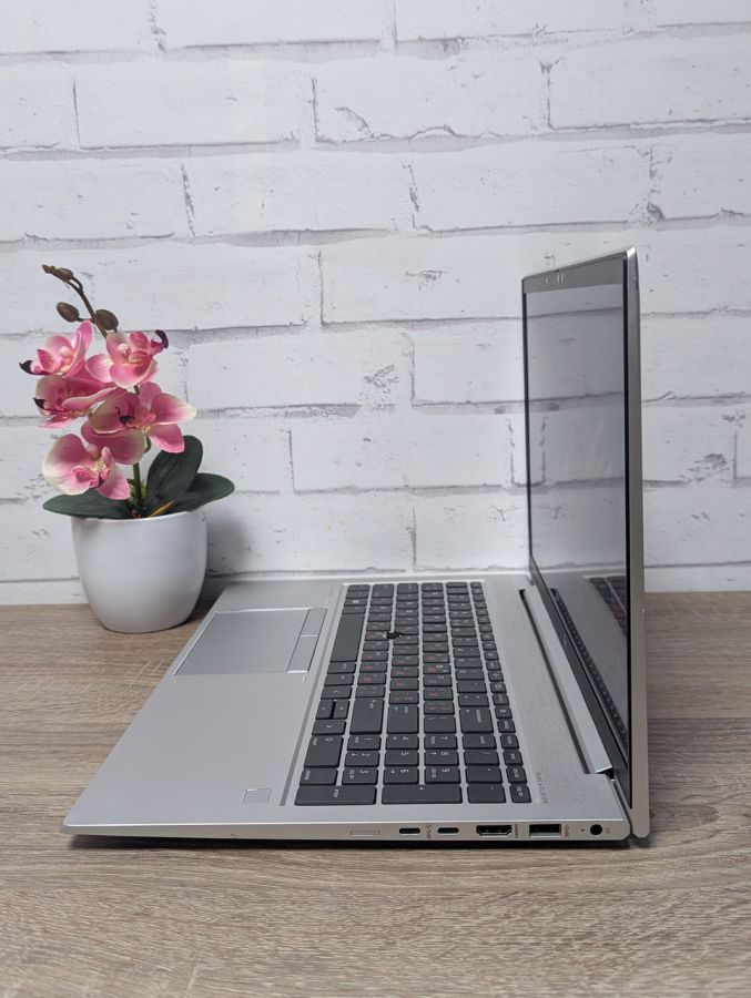 Уцінка! Ноутбук Б/В HP EliteBook 855 G8, AMD Ryzen 3 PRO 5450U, DDR4 32 GB, SSD 256GB, AMD Radeon 512Mb, 15.6" Full HD