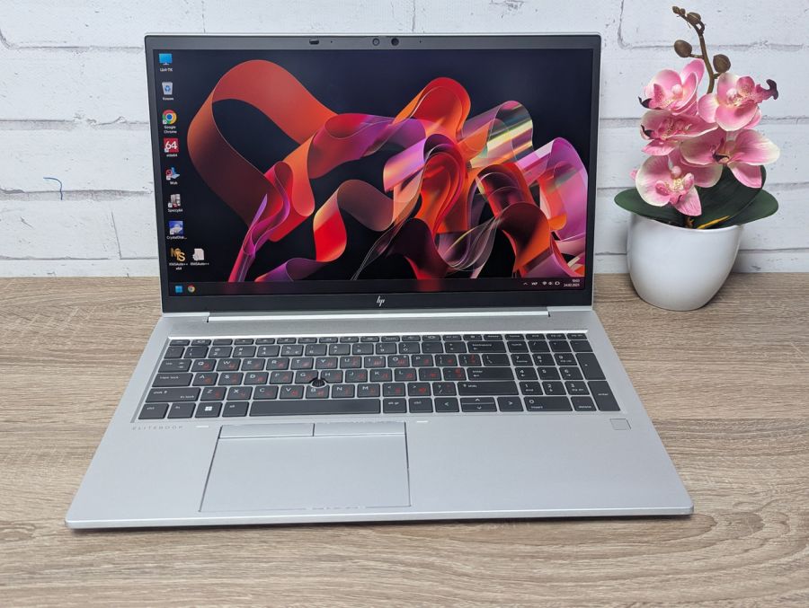 Уцінка! Ноутбук Б/В HP EliteBook 855 G8, AMD Ryzen 3 PRO 5450U, DDR4 32 GB, SSD 256GB, AMD Radeon 512Mb, 15.6" Full HD