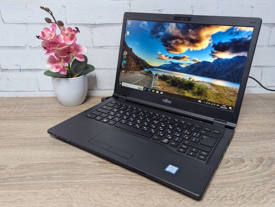 Уцінка! Ноутбук Б/В Fujitsu ME14A, Intel Core i5-8250U, DDR4 16 GB, SSD 256GB, 14" Full HD