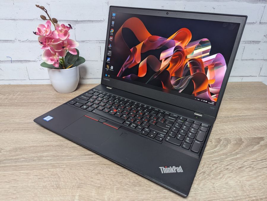 Ноутбук Б/В Lenovo ThinkPad T570, Intel Core i5-7300U, DDR4 16 GB, SSD 256GB, 15.6" Full HD