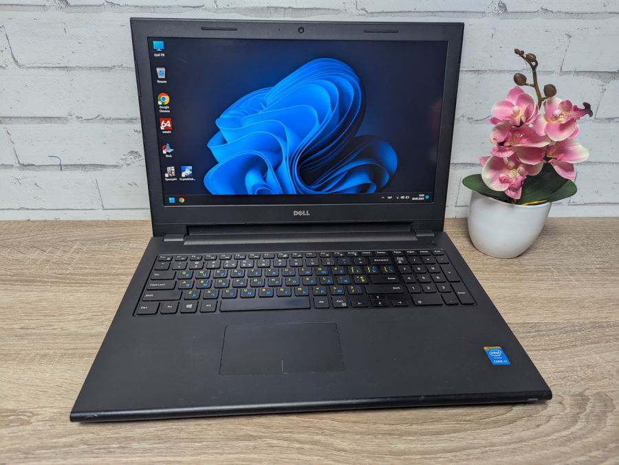 Ноутбук Б/В Dell Inspiron 4915 6, Intel Core i3-4005U, DDR3 8GB, SSD 128GB, 15.6" Full HD