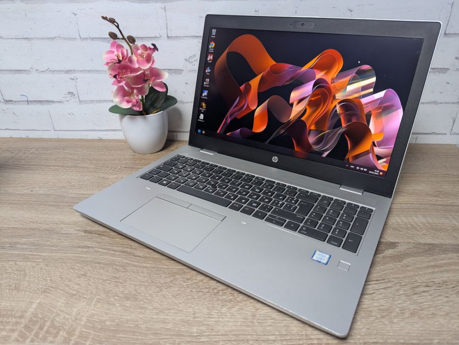 Уцінка! Ноутбук Б/В HP ProBook 650 G5, Intel Core i7-8665U, DDR4 16 GB, SSD 256GB + HDD 500GB, 15.6" HD