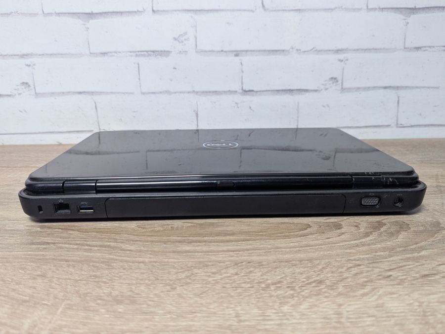 Уцінка! Ноутбук Б/В Dell Inspiron N5110, Intel Core i5-2430M, DDR3 8 GB, SSD 128GB, GT 525M 1Gb, 15.6"