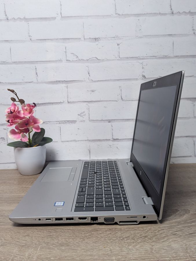 Ноутбук Б/В HP ProBook 650 G5, Intel Core i7-8665U, DDR4 16 GB, SSD 256GB + HDD 500GB, 15.6" HD