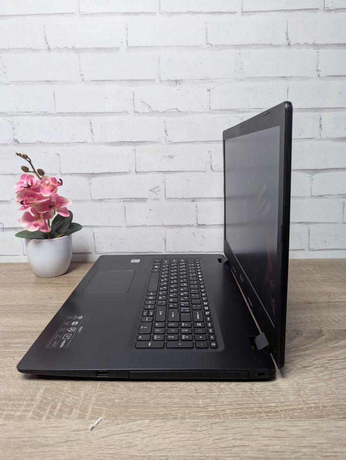 Ноутбук Б/В Acer Aspire 3, Intel Core i3-10110U, DDR4 20 GB, SSD 256GB, 15.6" (1600x900x60Hz)