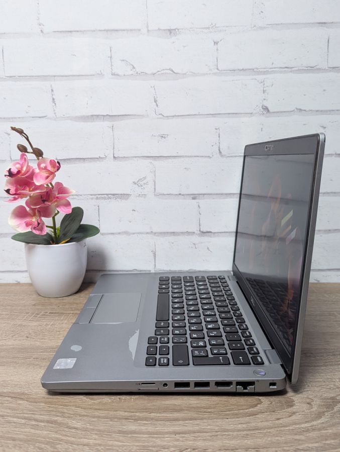 Уцінка! Ноутбук Б/В Dell Latitude 5411, Intel Core i5-8365U, DDR4 16 GB, SSD 256GB, 14" Full HD