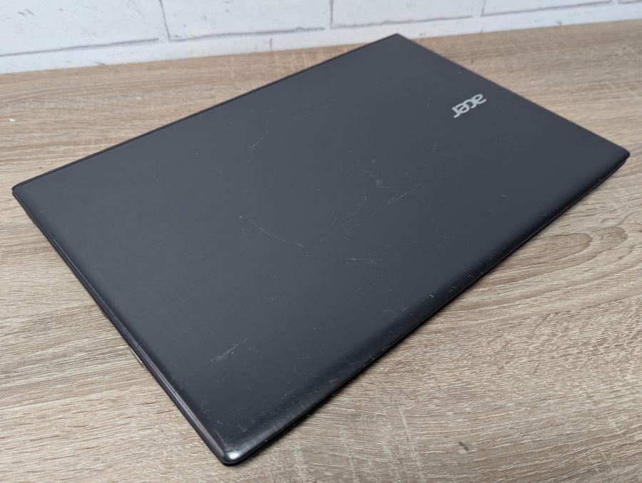 Ноутбук Б/В Acer Aspire E5-575, Intel Core i5-7200U, DDR4 8 GB, SSD 128GB + HDD 1TB, 15.6" Full HD