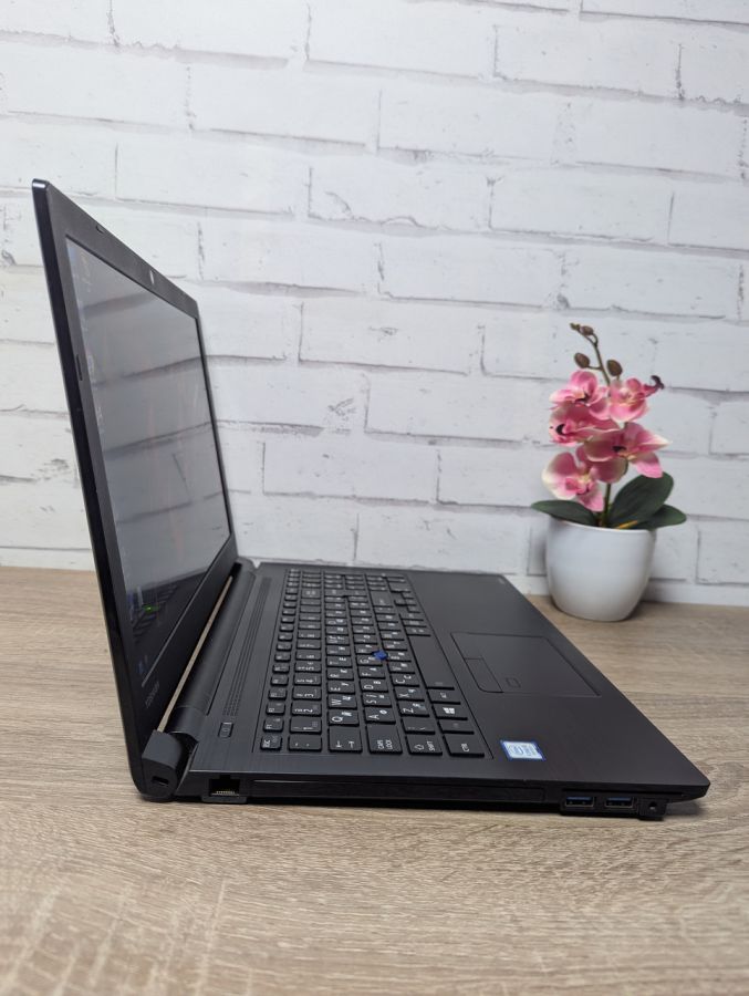Ноутбук Б/В Toshiba Tecra A50-EC-11H, Intel Core i5-8250U, DDR4 16 GB, SSD 256GB, 15.6" Full HD