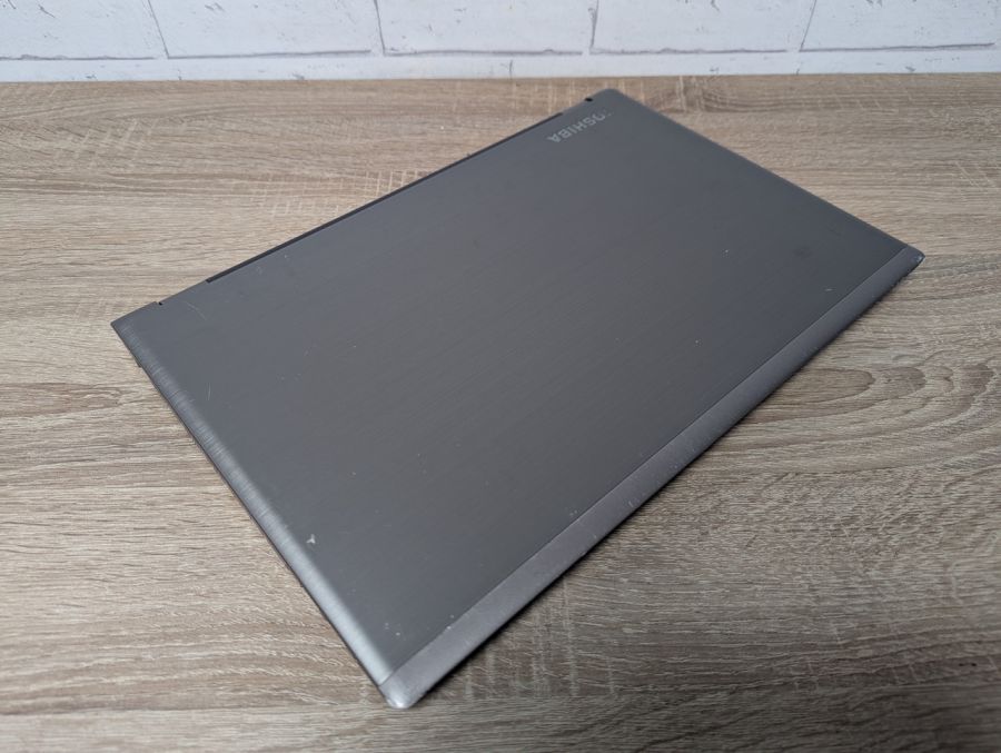 Ноутбук Б/В Toshiba Tecra A50-D-1 7, Intel Core i5-7200U, DDR4 8GB, SSD 256GB, 15.6" Full HD
