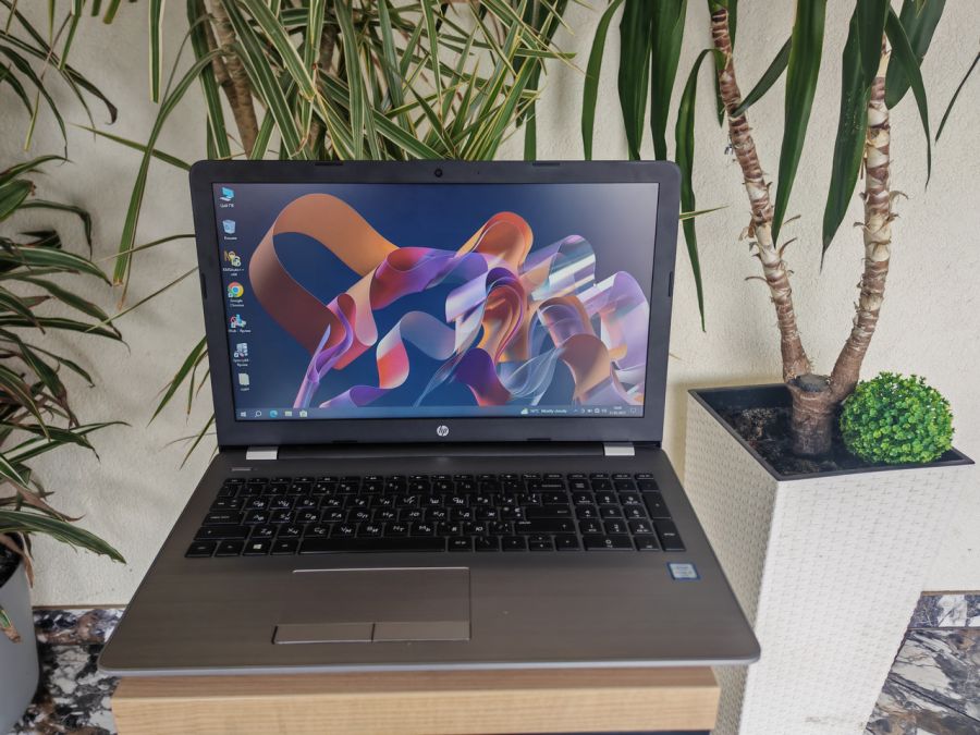 Ноутбук Б/В HP 250 G6, Intel Core i3-6006U, DDR4 8 GB, SSD 128GB, HD