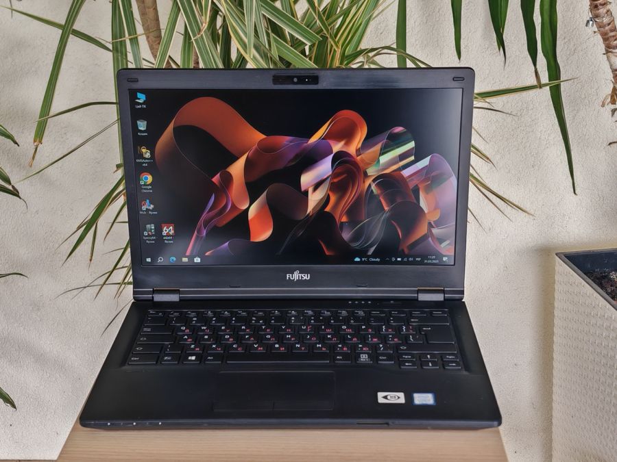 Ноутбук Б/В Fujitsu ME14B, Intel Core i5-8265U, DDR3 8 GB, SSD 128GB, 14" Full HD
