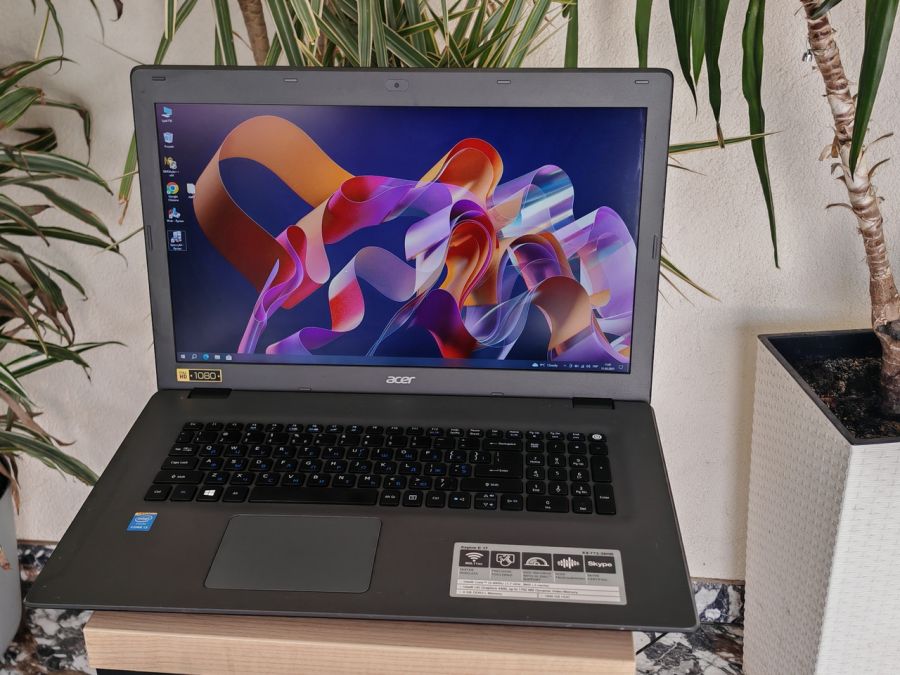 Ноутбук Б/В Acer Aspire E5-772, Intel Core i3-4005U, DDR3 8 GB, SSD 128GB, 17" Full HD