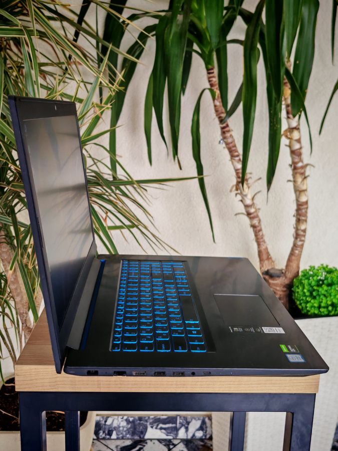 Ноутбук Б/В Lenovo IdeaPad L340, Intel Core i5-9300, DDR4 16 GB, SSD 256GB, GTX 1050 3Gb, 17" Full HD