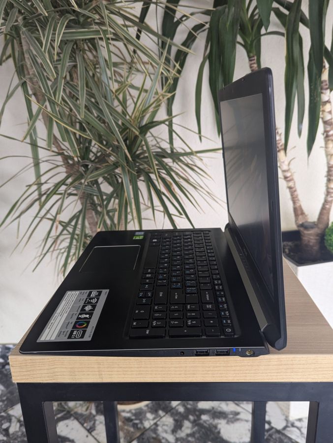 Ноутбук Б/В Acer Aspire A515-51G, Intel Core i3-6006U, DDR4 12 GB, SSD 128GB + HDD 1000GB, NVIDIA GeForse 940MX 2Gb, 15.6" Full HD