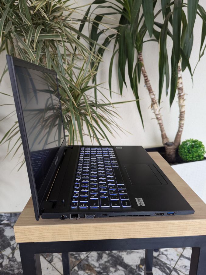 Ноутбук Б/В Terra Mobile 1516, Intel Core i3-1005G1, DDR4 16 GB, SSD 256GB + HDD 500GB, 15.6" Full HD