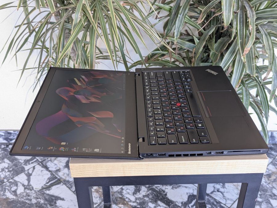 Ноутбук Б/В Lenovo ThinkPad T440S, Intel Core i5-4300U, DDR3 8GB, SSD 128GB, 14" HD