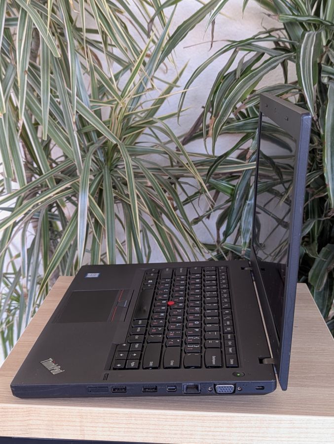 Уцінка! Ноутбук Б/В Lenovo L460, Intel Core i5-6200U, DDR3 8 GB, SSD 128GB, 14" Full HD