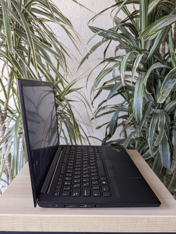 Ноутбук Б/В Lenovo ThinkPad E14, Intel Core i5-10Gen, DDR4 16 GB, SSD 256GB, 14" Full HD