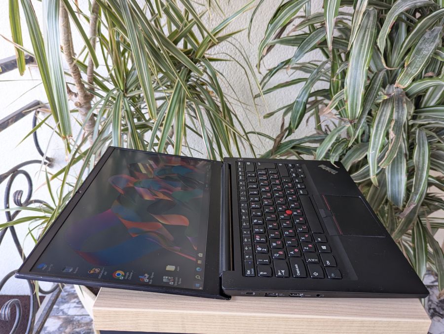 Уцінка! Ноутбук Б/В Lenovo ThinkPad E14, Intel Core i3-11Gen, DDR4 16 GB, SSD 256GB, 14" Full HD