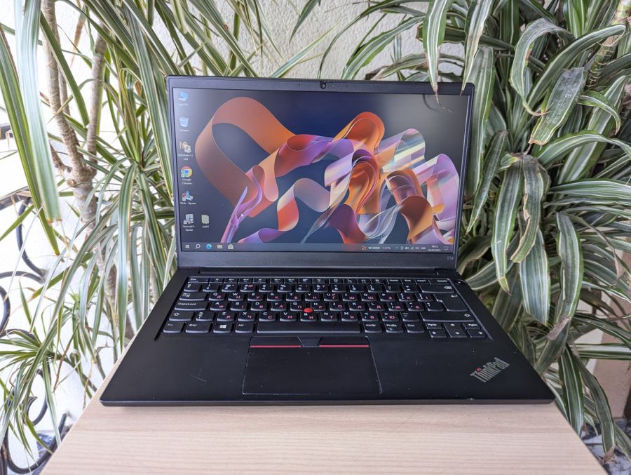 Уцінка! Ноутбук Б/В Lenovo ThinkPad E14, Intel Core i3-11Gen, DDR4 16 GB, SSD 256GB, 14" Full HD