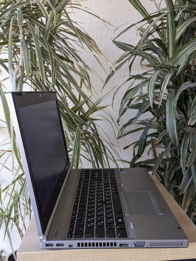 Ноутбук Б/В HP EliteBook 8570P, Intel Core i5-3360M, DDR3 8 GB, SSD 128GB, 15.6" HD