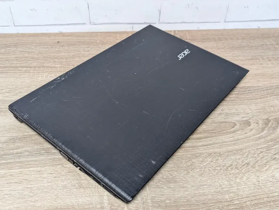 Ноутбук Б/В Acer Aspire E5-573G, Intel Core i5-5200U, DDR3 8 GB, SSD 256GB, NVIDIA GeForse 940M 4Gb, 15.6"