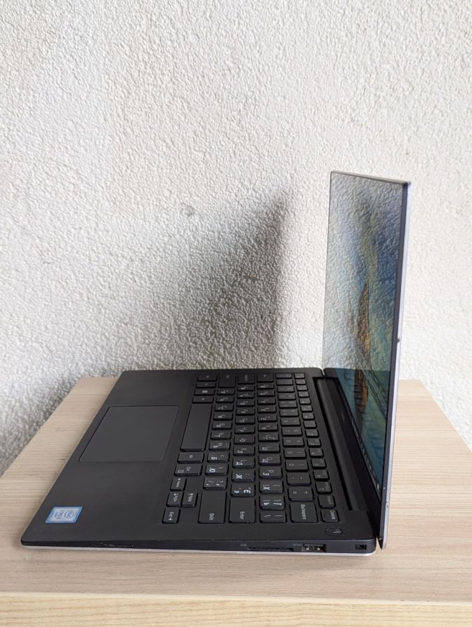 Ноутбук Б/В Dell XPS 13 9350, Intel Core i5-6200U, DDR4 8 GB, SSD 128GB, 13" Full HD