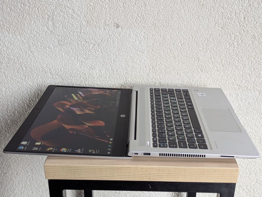 Уцінка! Ноутбук Б/В HP ProBook 440 G7, Intel Core i3, DDR4 16 GB, SSD 256GB, 14" Full HD