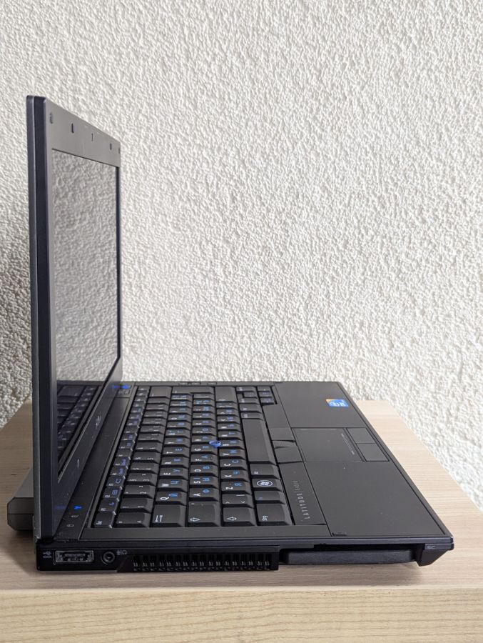 Ноутбук Б/В Dell Latitude E4310, Intel Core i5-520M, DDR3 8 GB, SSD 128GB, 14" HD
