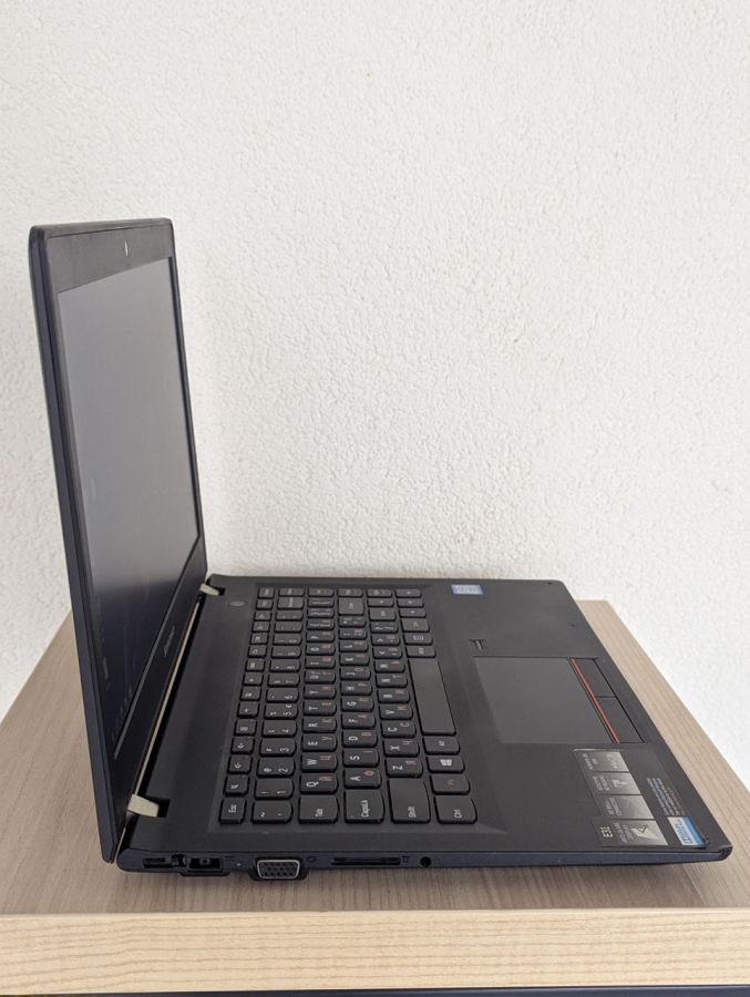 Уцінка! Ноутбук Б/В Lenovo E31-80, Intel Core i3-6006U, DDR3 8 GB, SSD 128GB, 13.3" HD