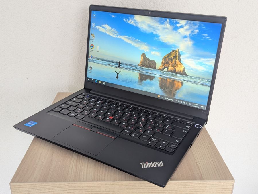 Уцінка! Ноутбук Б/В Lenovo ThinkPad E14, Intel Core i5-11Gen, DDR4 16 GB, SSD 256GB, 14" Full HD