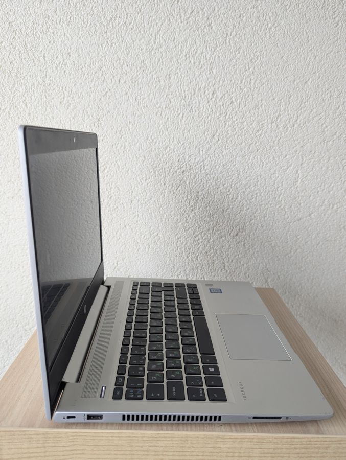 Уцінка! Ноутбук Б/В HP ProBook 440 G6, Intel Core i3-8145U, DDR4 8 GB, SSD 128GB, 14" Full HD