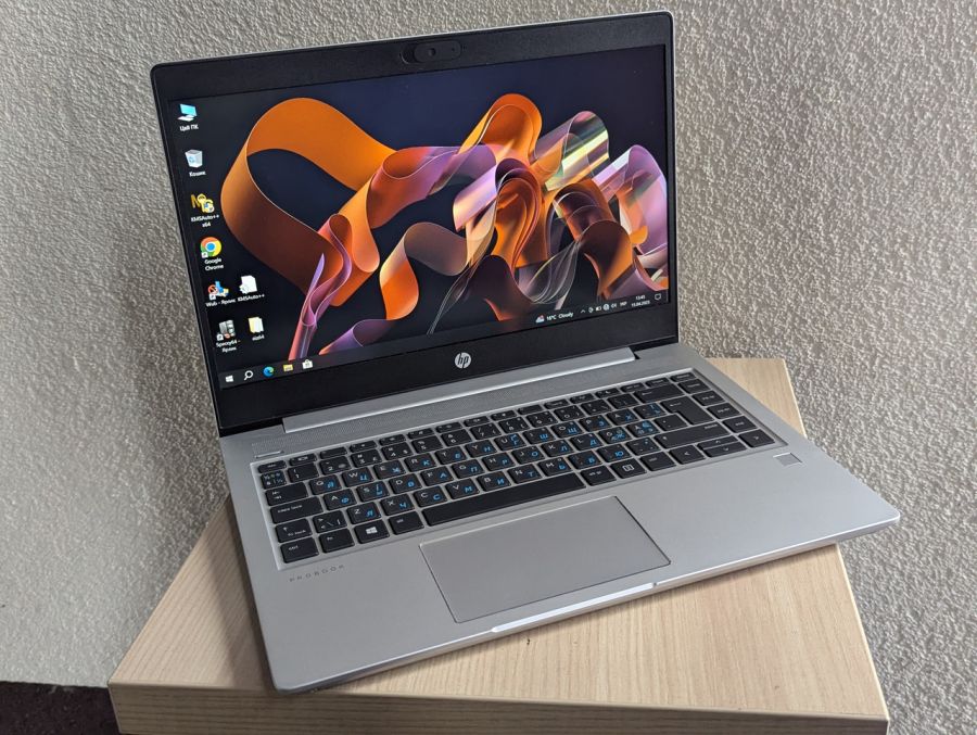Уцінка! Ноутбук Б/В HP ProBook 445 G7, AMD Ryzen 3 4300U, DDR4 16 GB, SSD 256GB, AMD Radeon Graphics, 14"