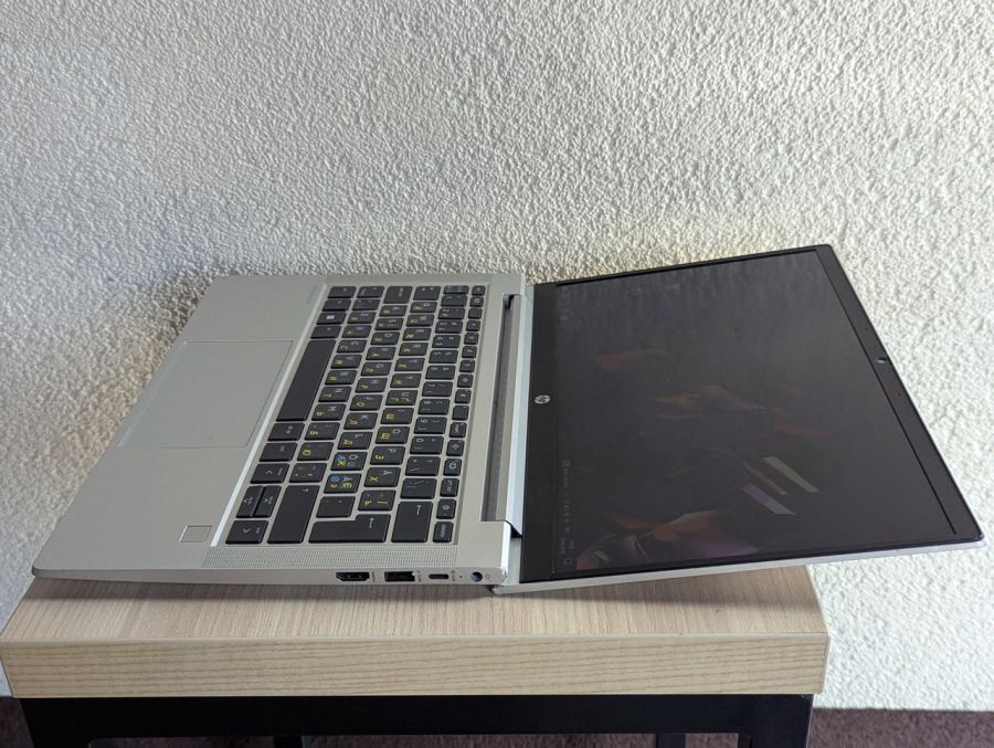 Уцінка! Ноутбук Б/В HP ProBook 430 G8, Intel Core i3, DDR4 16 GB, SSD 256GB, 13" UHD