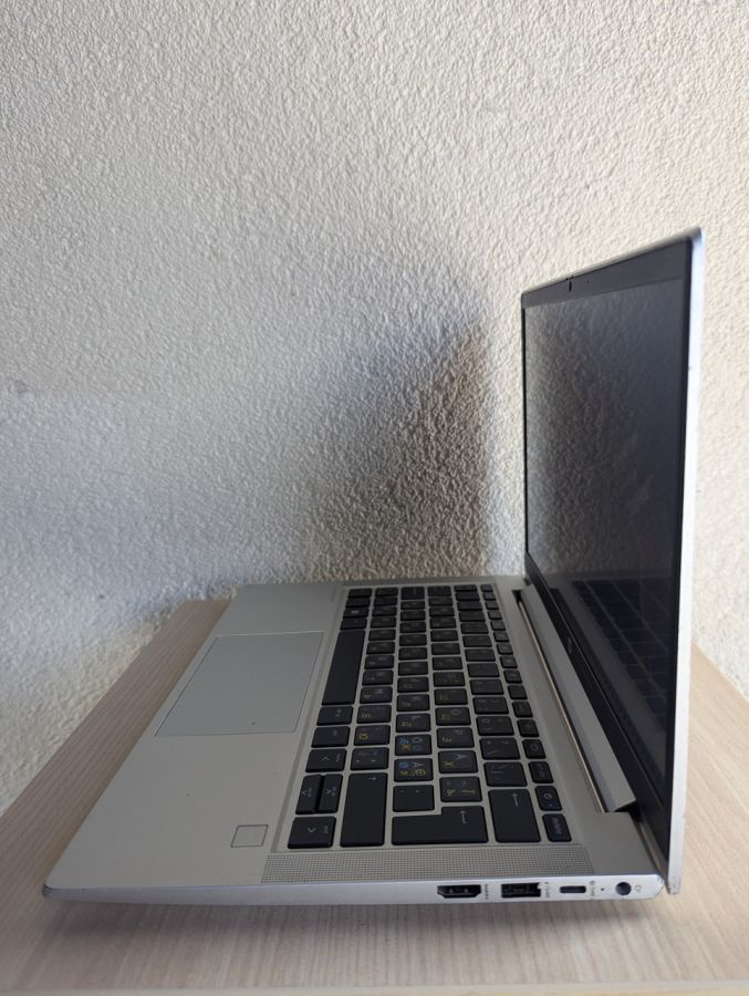 Уцінка! Ноутбук Б/В HP ProBook 430 G8, Intel Core i3, DDR4 16 GB, SSD 256GB, 13" UHD