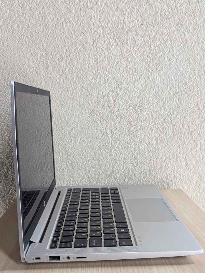 Ноутбук Б/В HP ProBook 430 G8, Intel Core i3, DDR4 16 GB, SSD 256GB, 13" UHD